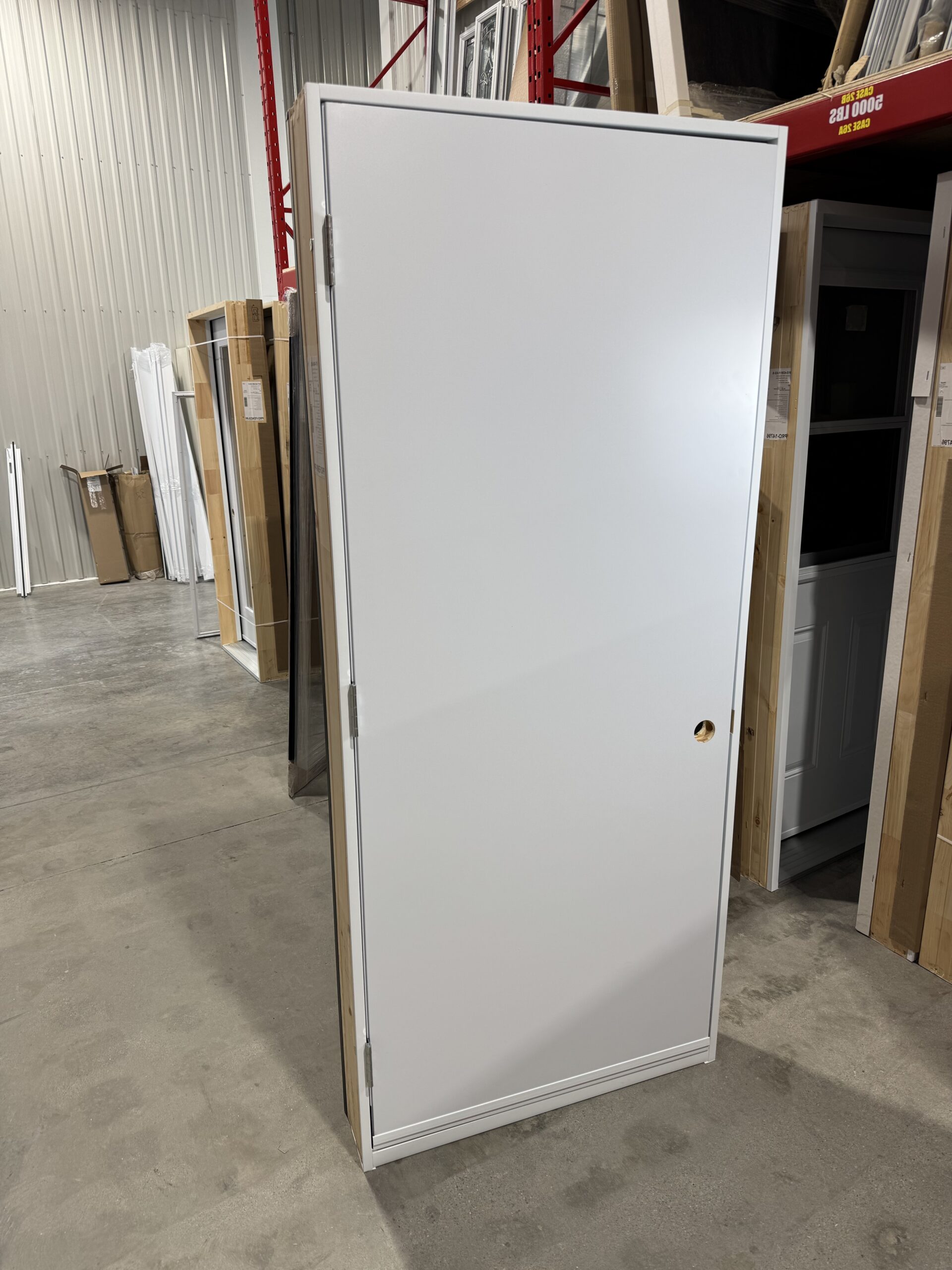 A01 GAUCHE OUTSWING BLANC 2 scaled PORTE A01 BLANCHE 34 OUVRANT EXTÉRIEUR GAUCHE